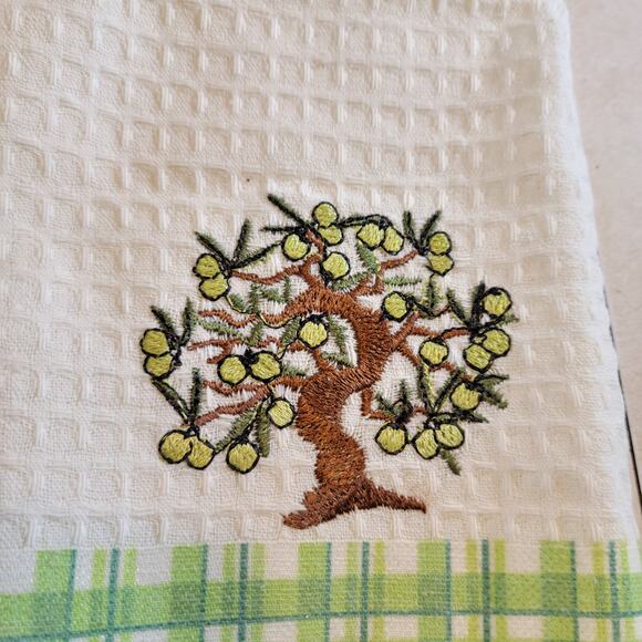 4 Olive Kitchen Towels Lavien Embroidered Waffle Cotton Blend 16x24" Green Plaid - Picture 5 of 13